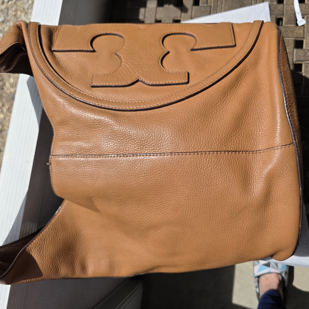 Tory Burch Tan Hobo Bag - Picture 5 of 16